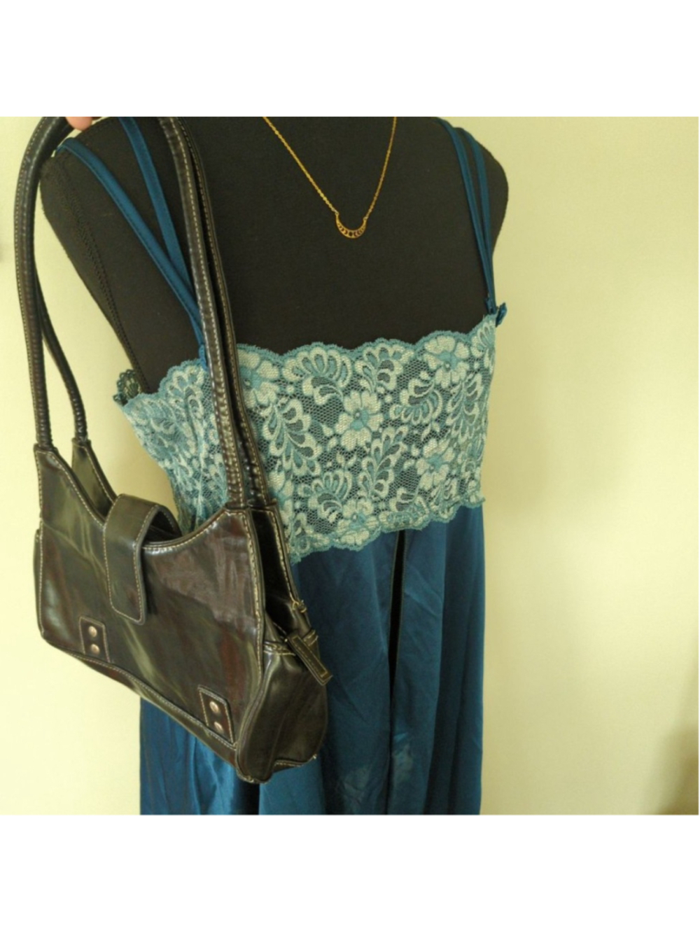 Vintage Y2K Fiorelli Black Faux Leather Underarm Shoulder Bag - Contrast Stitch - Picture 3 of 14